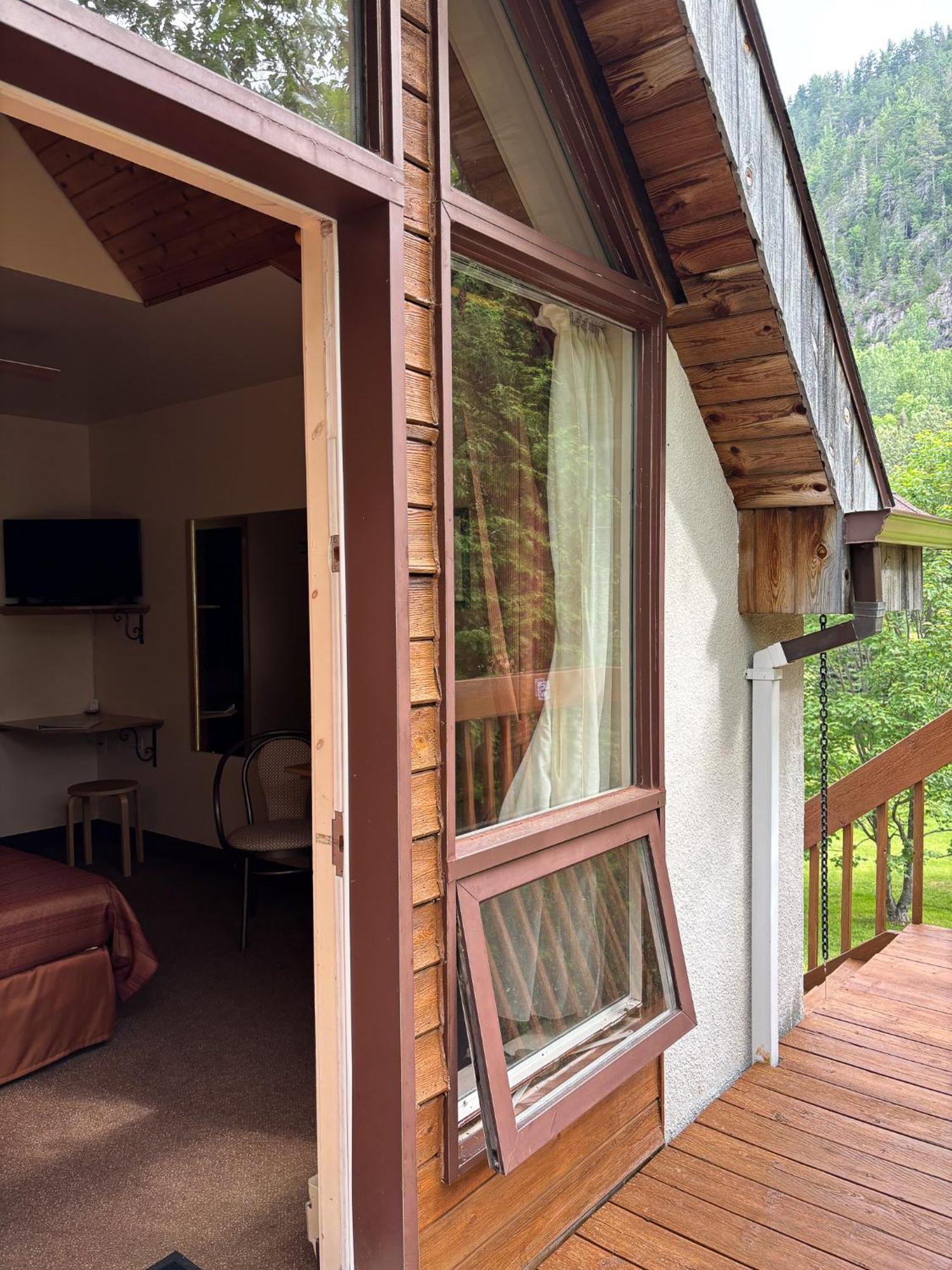 Du Jardin Inn Petit-Saguenay
