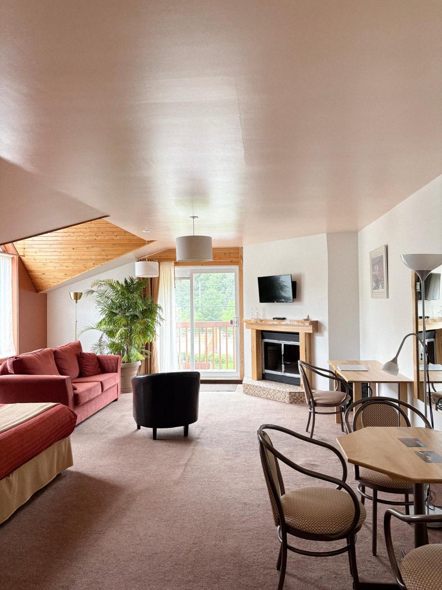 Du Jardin Inn Petit-Saguenay