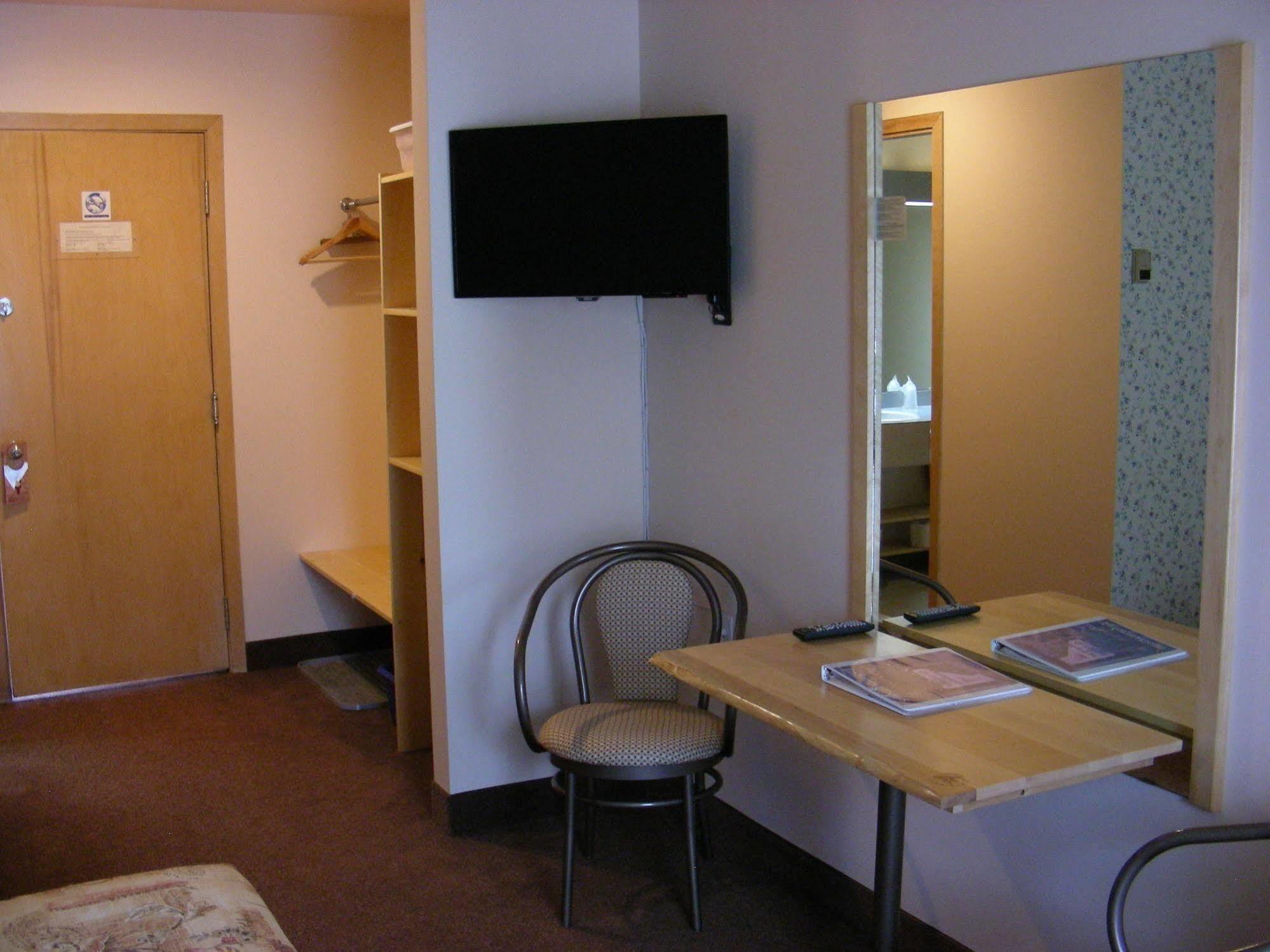 Du Jardin Inn 3*